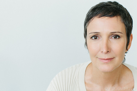 viv-retouched-01